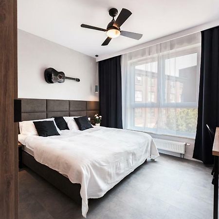 Unique 3City Apartments - Grey Apartment Гданьск Экстерьер фото